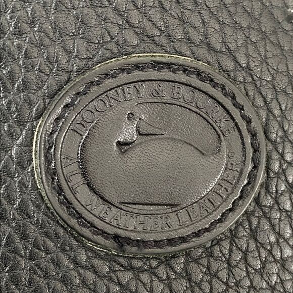 Dooney & Bourke’s signature All-Weather Leather Satchel P212 1980 Vintage - Picture 2 of 16